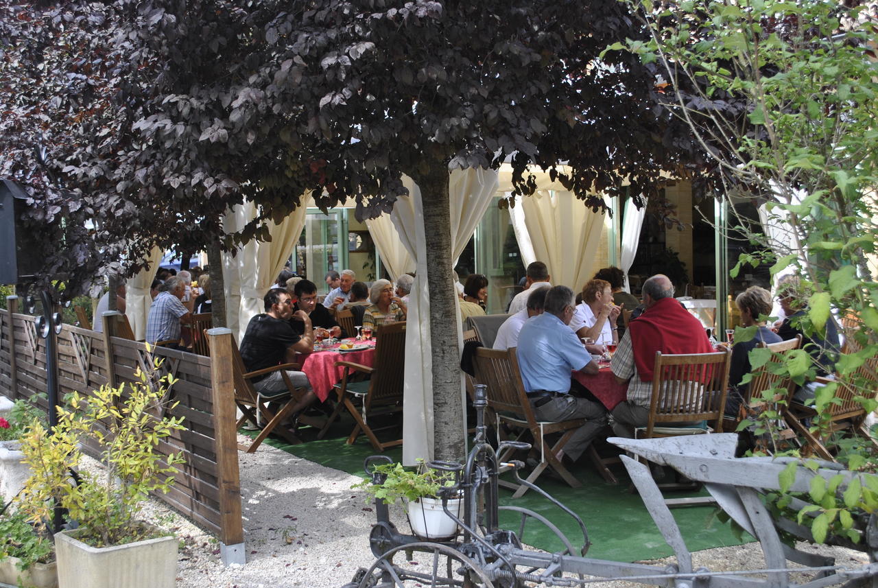 Hotel Auberge De La Nauze Sagelat Экстерьер фото